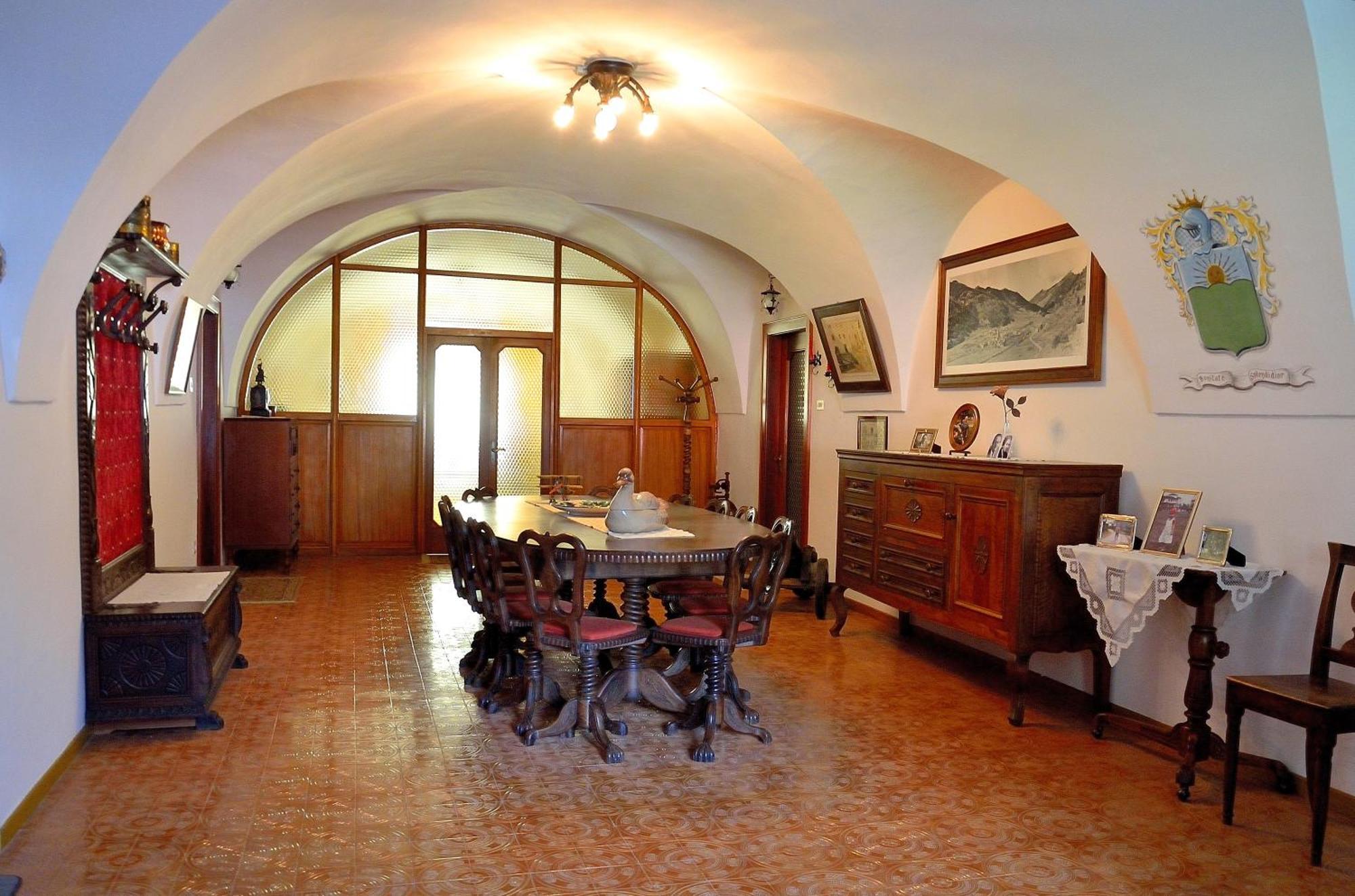 B&B Ca Dei Baroni Pellizzano Exteriör bild